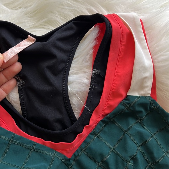 NOKA’IO yoga and life Artisanal High-Fashion Top size 02 ( small) - Picture 4 of 6